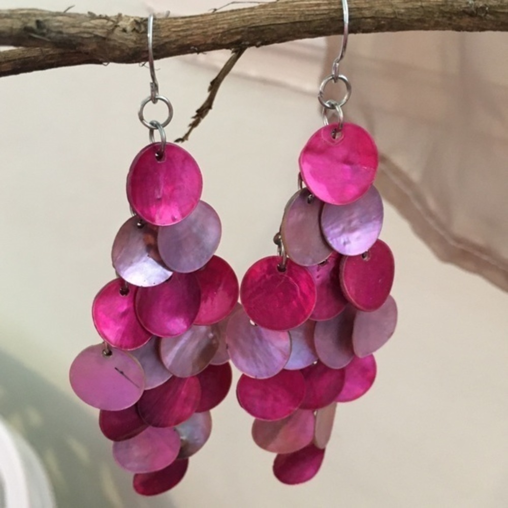 Vintage ‘90s Fucsia Chandelier Statement Earrings
